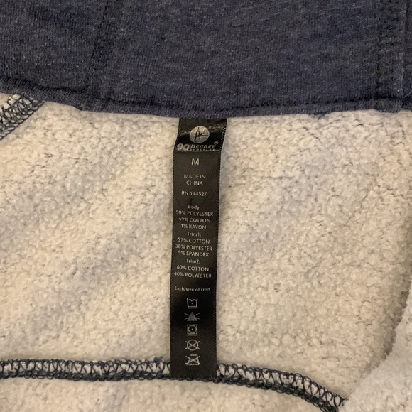 Medium 90 degree zip up hoodie - Picture 2 of 3